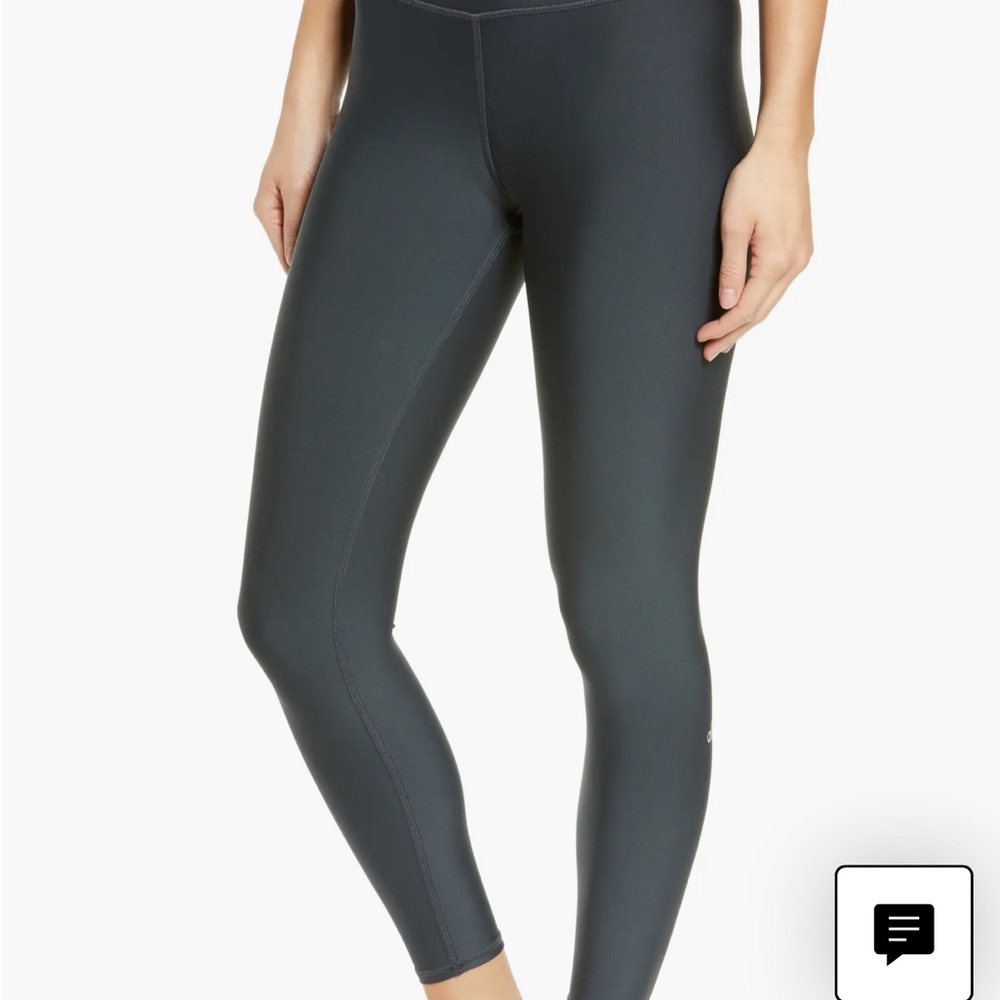 Alo yoga 7/8 airlift leggings in grey. Brand new!